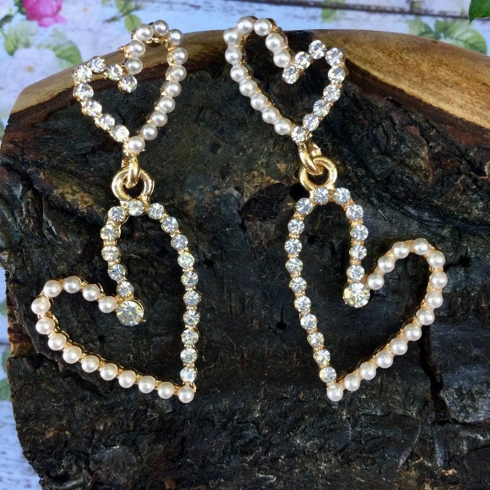 🏷️ Open Heart Post Earrings Clear Crystals Faux Pearls Gold Tone